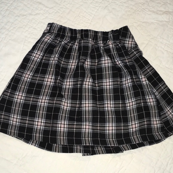 Little girls sz 5 Zoey skirt - Picture 3 of 3